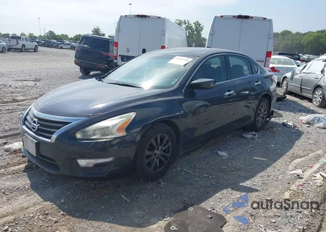 2015 Nissan Altima 2.5 S из США, поврежденный, VIN 1N4AL3AP3FC474871